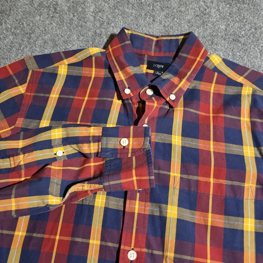 J Crew Shirt Mens Small Red Plaid Button Down Collar Long Sleeve 100% Cotton